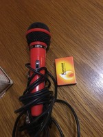 Levis DM-210 Piros Mikrofon dobozában - gyerek felnőtt zene