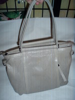 Vintage carlo salvatelli leather handbag