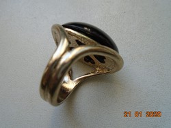 Black stone decorative ring
