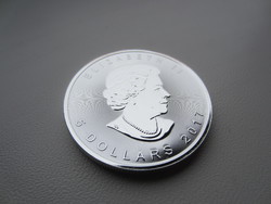 2017 Kanada Juhar 0.9999ag 1uncia szín befektetési ezüst érme   