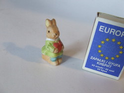 Aranyos picike, mini biszkvit porcelán nyuszi, húsvéti nyúl figura, dekoráció