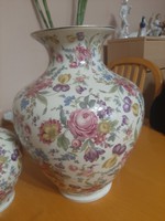 Thomas Ivory váza