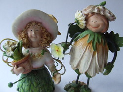 Aranyos tavaszi, húsvéti dekoráció, kislány, kisfiú műgyanta figurák egyben-nagyobb méret