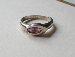 Érdekes, szem formájú ametiszt köves ezüst gyűrű