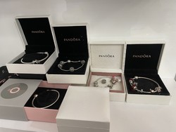 Ezüst ékszer kollekció Pandora és egyéb olasz charmok ékszer csomag ékszerdobozokban 
