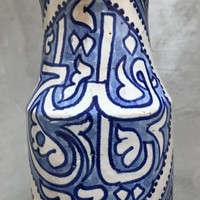 Marokkói kézműves kerámia kancsó-váza, kobaltkék-fehér, tiszta, füles