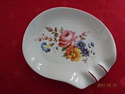 Aquincum porcelán kézzel festett  hamutál, tavaszi virágmintával.  Mérete 11,5 x 9,5 x 2 cm. Vanneki