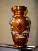 Bohémia Plasztikus porcelán virágokkal  üvegváza 