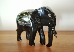 Lakkfa indiai elefánt figura