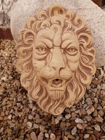 Castle garden lion head gargoyle fountain or bubbling fountain stone sculpture 45cm