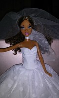 Óriási akció   E.102.  ​Barbie baba my scene esküvői  ruhában  fátyollal  1.000.-Ft