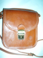 Small vintage leather shoulder bag