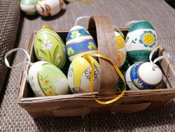 Igazi (fújt) kacsatojásból készült, kézzel festett húsvéti tojások. Egyedi minden darab!