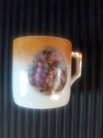 Antik Zsolnay zsáner jelenetes (gráciák), mitológiai ká​vé​s csésze, luszter zománcos diszitessel