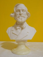 Giuseppe Verdi zeneszerző márvány talapzatos alabástrom mellszobor 