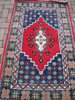 Vastag tunéziai szőnyeg !