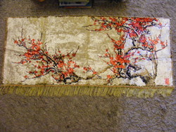 cseresznyevirágos selymes bársonyos mokett falikárpit  116 x 48 cm