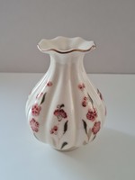 Zsolnay fodros szélű váza