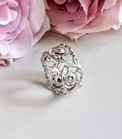 Ezüst rózsás gyűrű 1.75cm 