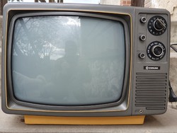 SAMSUNG TV 1975.