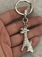 Ezüst kulcstartó zsiráf