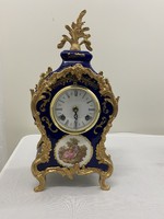 Eladó gyönyörű Antik francia stílusú óra 