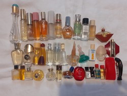 35 db vintage mini (és nagyobb) parfümös üveg FOGLALT!!!