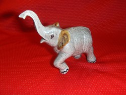 Porcelán elefánt figura (po-1)