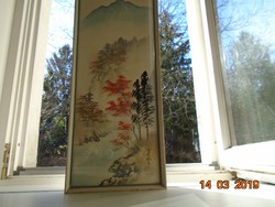 Japán pagodás, magas hegyi tájkép szignós selyem festmény 57,5x21,5 cm
