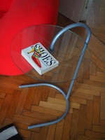 Könnyűvázas, XX, századi minimalista design, egykori IKEA kis méretű asztal (80-as évek)