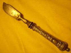 Ezüst nyelű szépséges míves régi halpucoló kés 45 gr. 