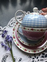 Romantikus rózsás egy személyes teázó készlet + tányérral