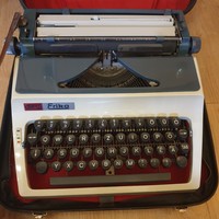 Daro Erika írógép