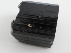 Természetes fekete Turmalin (Sörl) ásvány. Gyűjteményi darab. 46 gramm