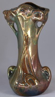 Zsolnay váza, szecessziós stílusban, egymásba folyó eozinmázakkal dekorálva