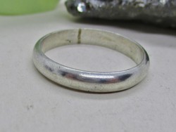 Szép egyszerű ezüst  karika gyűrű