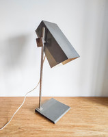 Retro loft stílusú műhelylámpa - asztali lámpa - fém szarvasi lámpa