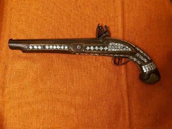Antik 1700.-as évek gyönyörű kovás pisztoly!
