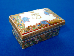 Old Herendi (Fischer Vilmos) Cubash Pattern Jewelry Box (1881)