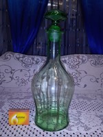 Régi uránzöld bordázott üveg butella, karaffa, kiöntő, boros üveg