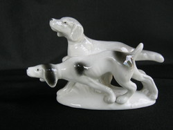 Lippelsdorfi porcelán szimatoló kutya pár