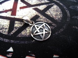 Pentagramm ezüst medál, kisebb méretű, férfi - női