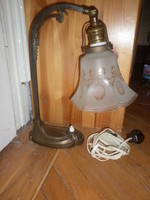 Antik réz asztali elektromos lámpa szép búrával