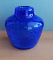 Dekoratív karcagi fátyolüveg váza