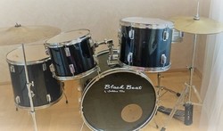 Golden ton back beat - drum equipment