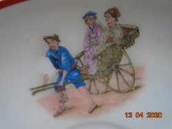 Older oriental small plate with two life pictures, handmade gold calligraphy and spectacular signature