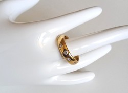Köves, aranyozott ezüst gyűrű