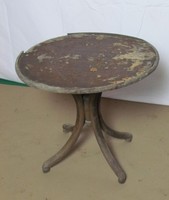 Antique thonet table