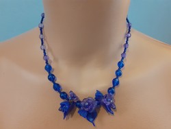 Különleges, kék muranoi gyöngyökkel díszített nyaklánc