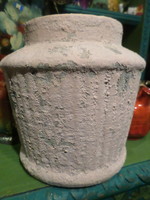 21 x 20 cm-es ,  nagy és jó nehéz , rózsaszín , rusztikus kerámia váza / kaspó . PTMD gyártmány .
